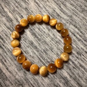 AAA Cats eye bracelet